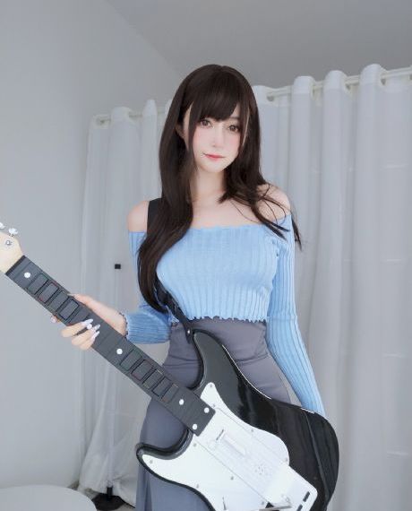 小婕子的第一次_1080天堂在线