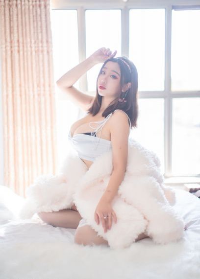 按摩的女大学生_720在线播放