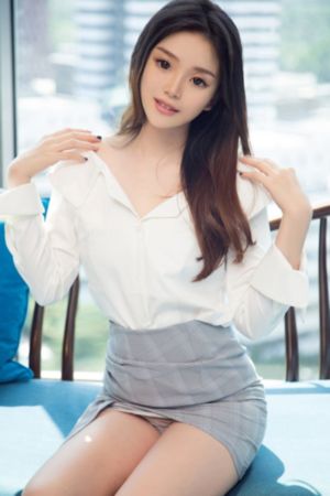 《年轻女教师2》电影免费观看_720日韩免费观看